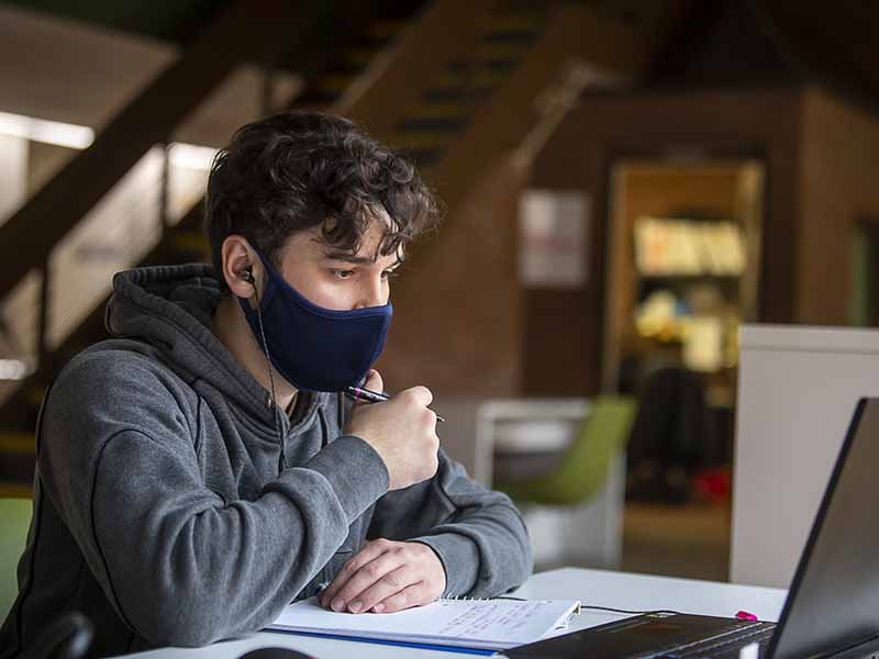 How to Choose the Right Assault Rifle for You